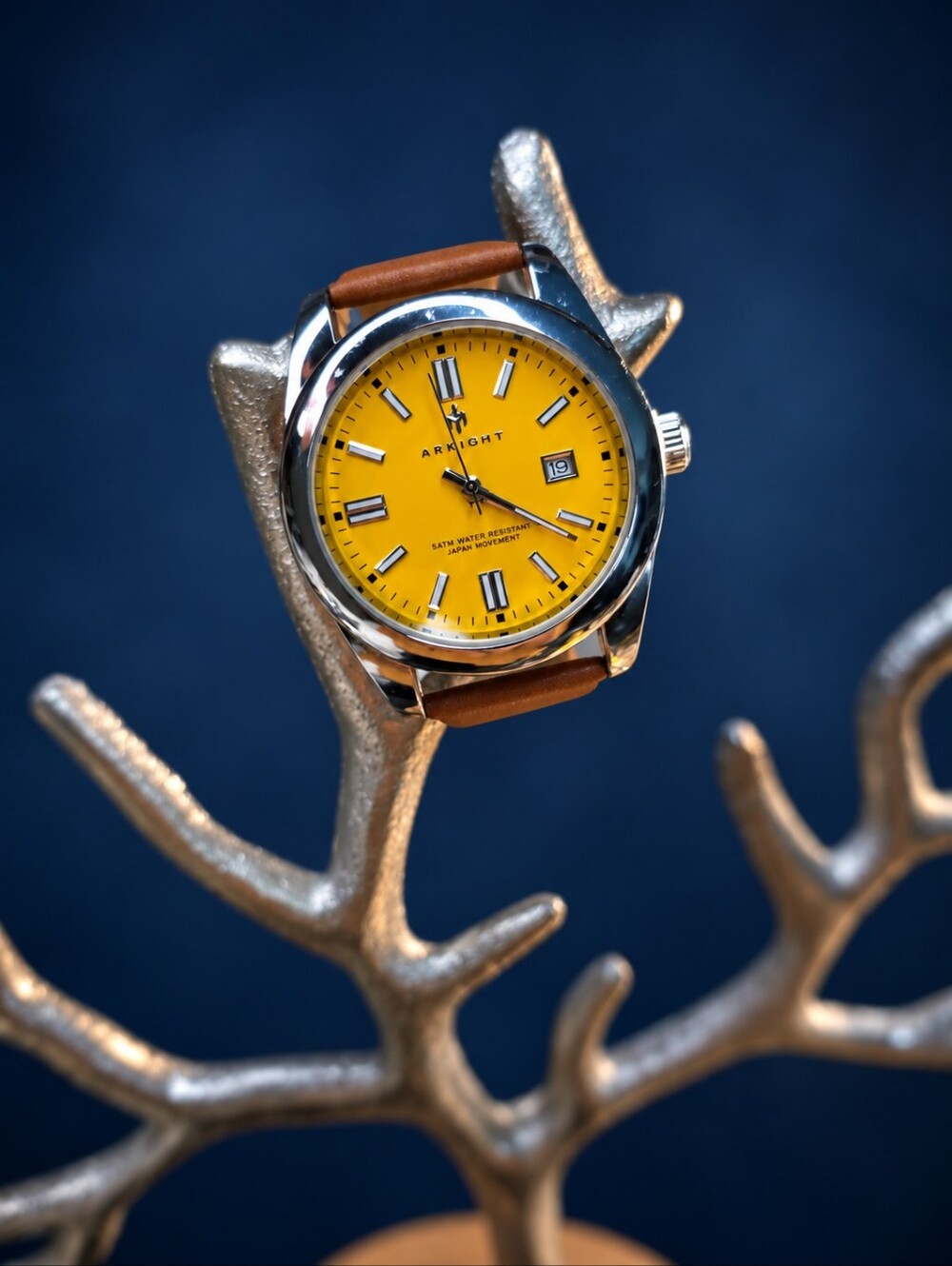 Aknight 40mm Watch – Bold Yellow Dial – Brand New Leather Strap